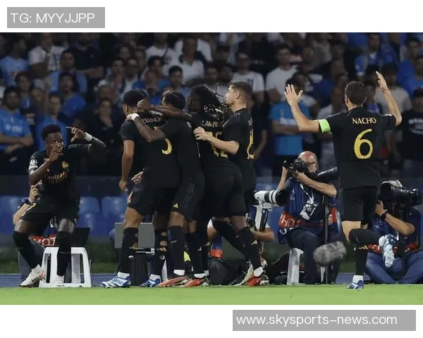 国王杯精彩对决尤文图斯大胜那不勒斯乌龙球引发全场热潮