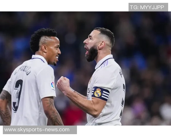 国王杯精彩对决多特蒙德狂胜AC米兰帽子戏法引爆全场激情