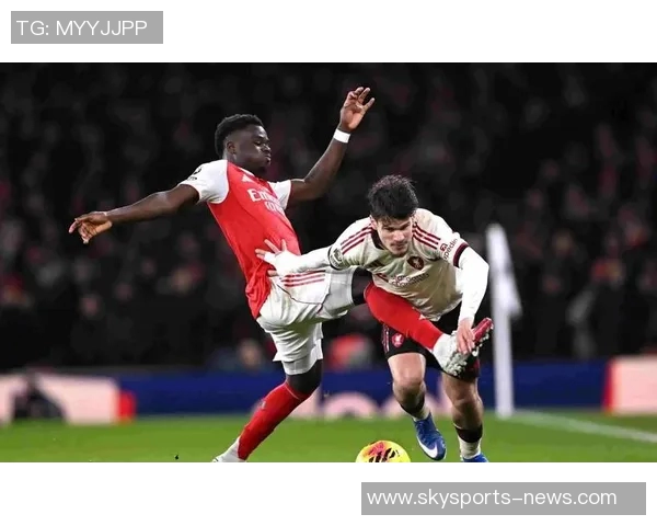 中超精彩对决：那不勒斯与利物浦战平神扑引发争议判罚全场沸腾