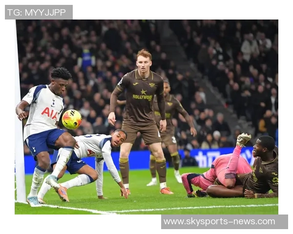 欧冠激战莱比锡与热刺战成平局帽子戏法引发争议判罚引热议