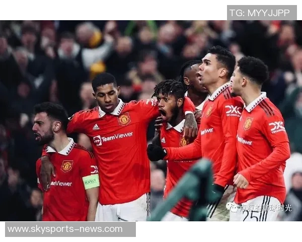 中超联赛精彩对决巴萨与曼联战成平局乌龙球引发全场热议