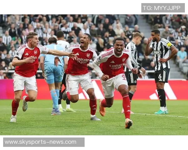 英超经典对决阿森纳逆转曼联3-0全场沸腾历史冷门再现 英超经典对决阿森纳逆转曼联3-0全场沸腾历史冷门再现