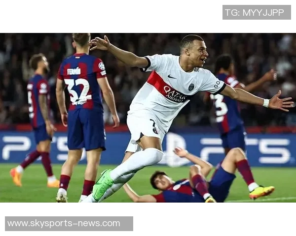 英超激战:拜仁4-0横扫皇马全场集锦引爆激情时刻 英超激战:拜仁4-0横扫皇马全场集锦引爆激情时刻